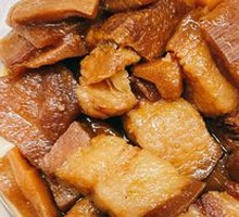 Spicy Bamboo Shoot Braised Pork Rice