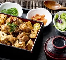 Spicy Tofu and Chicken Thigh Bowl