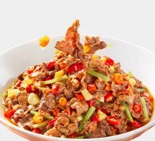 Stir-Fried Beef with Yellow Onion