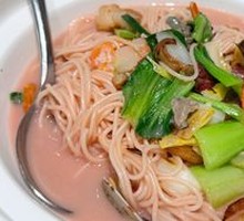 Fujian Red Mushroom Seafood Noodles