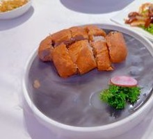 Crispy Sticky Duck with Taro Aroma