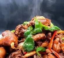 Yimeng Mountain Stir-Fried Chicken