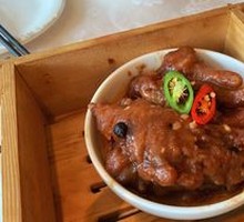 Steamed Chicken Feet in Sauce
