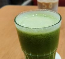 Kale Pineapple Fruit Juice