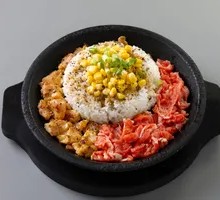 Premium Pepper Beef & Chicken Rice