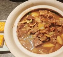 Beef Brisket Stewed with Sand Potatoes