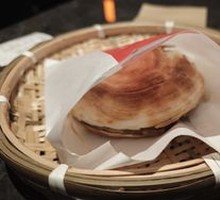 Lazhi Meat-filled Flatbread