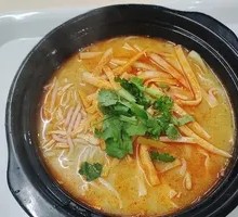 Bamboo Shoot Noodles
