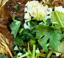 Braised Beef Noodles with Shredded Beef