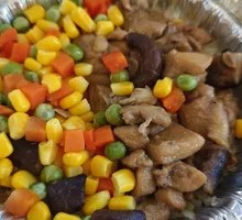 Classic Mushroom Chicken Claypot Rice