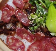 Braised Delicacy Rice in Clay Pot