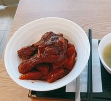 Braised Chicken Leg with Potato Rice