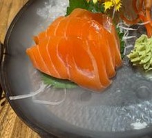 Salmon Sashimi