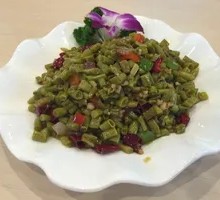 Sour Pickled Beans