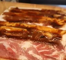 Thin-sliced pork belly