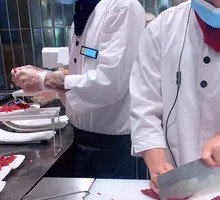 Freshly Sliced Upon Order