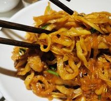 Sour Radish Stir-Fried Glass Noodles