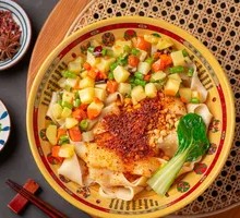 New Year Special Oil-Poured Handmade Noodles