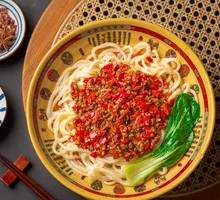 Spicy Chili Pork Sauce Noodles