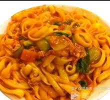 Tomato and Egg Fried Noodles