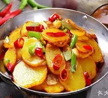 Spicy Potatoes in Dry Pot