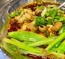Fatty Intestine and Lotus Seed Dumplings