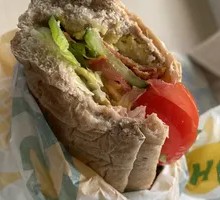 Aromatic Tuna Sandwich