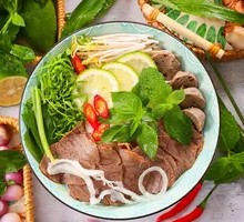 Vietnamese Train Station Beef Noodle Soup