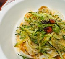 Noodles with lotus root