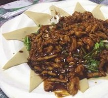 Beijing-style Shredded Pork in Soy Sauce
