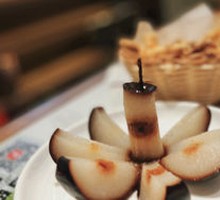 Frozen Pear Sparkling Water