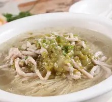 Pickled mustard greens with pork stir-fry noodle soup