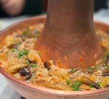 Toasted bread pot stewed chicken