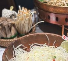 Dai-style Papaya Salad