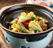 Stir-Fried Organic Cauliflower
