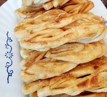 Stuffed Chicken Buns