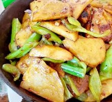 Spicy Potatoes in Dry Pot