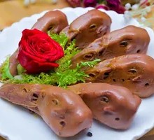 Quzhou Spicy Duck Heads