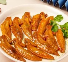 Spicy Braised Chicken Wing Tips