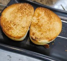 Grilled Steamed Bun Slices