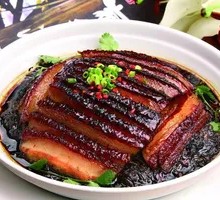 Preserved Vegetable Braised Pork
