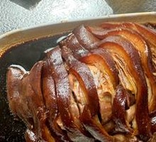 Braised Pork Belly Wrapped in Flatbread