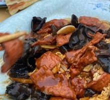 Sour Stir-Fried Egg with Wood Ear Mushrooms