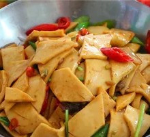 Spicy Pot-Braised Tofu with Leaves