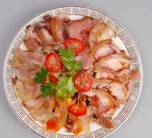 Boiled Sheep Head Meat