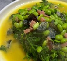 Steamed Pea Shoots in Superior Soup
