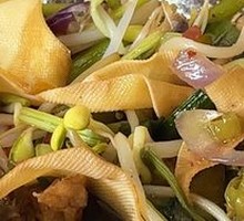 Spicy Pork Intestines Stir-fry