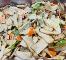 Stir-Fried King Oyster Mushrooms