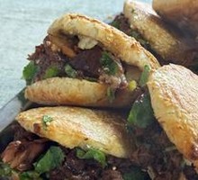 Braised Flatbread with Meat