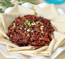 Beijing-style Shredded Pork in Soy Sauce